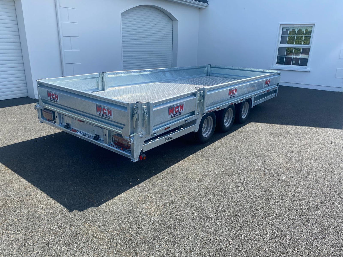 16ft low loader beavertail with dropsides and remote control winch wit ...