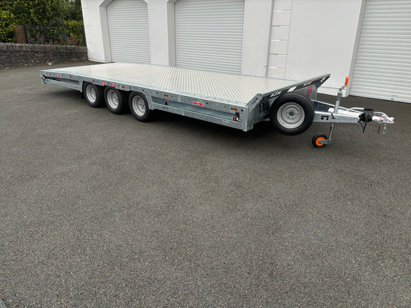 18ft x 7ft beavertail low loader trailer