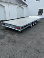18ft x 7ft Flatbed with sloped headboard